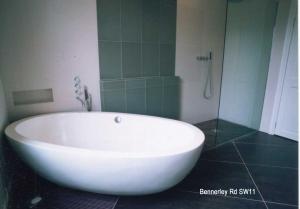 Bennerley Rd SW11_2